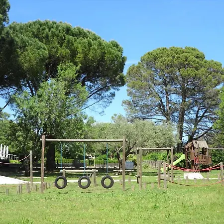 Holiday park Domaine Le Moulin Neuf *