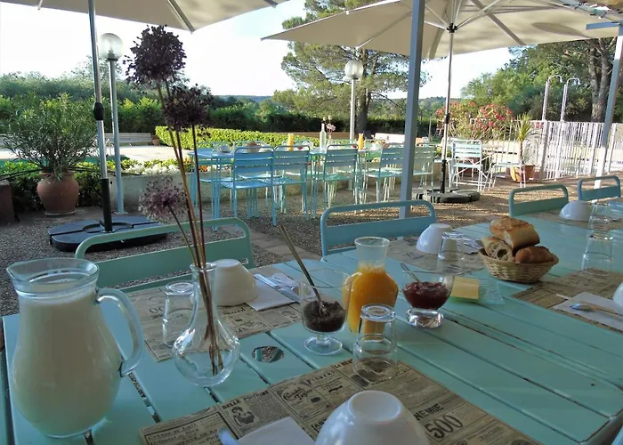 Domaine Le Moulin Neuf * Saint-Quentin-la-Poterie