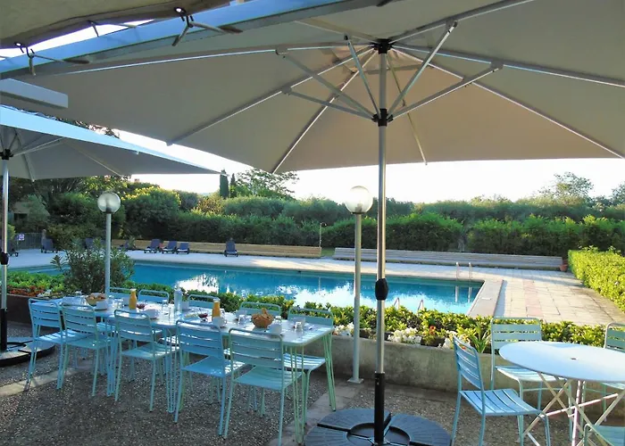 Domaine Le Moulin Neuf Village de vacances *